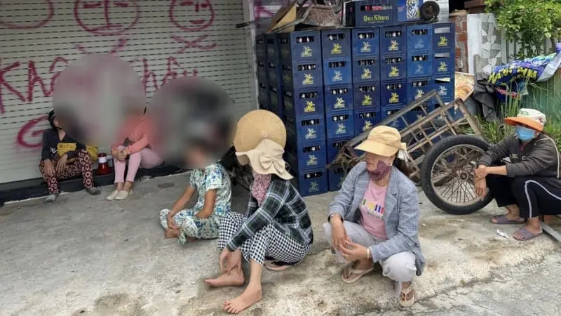 Hàng chục người dân ở Gia Lai vây kín nhà chủ hụi đòi 2 tỷ đồng, công an vào cuộc xác minh