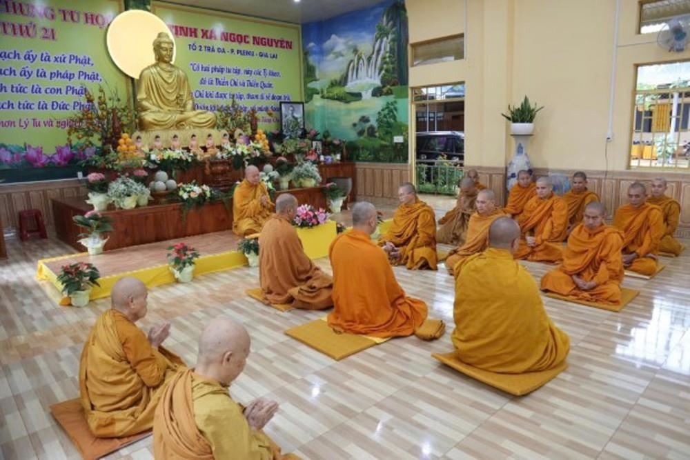 Gia Lai: Trang nghiêm khai mạc khóa “Sống chung tu học” lần thứ 21 do Ni giới Giáo đoàn ...