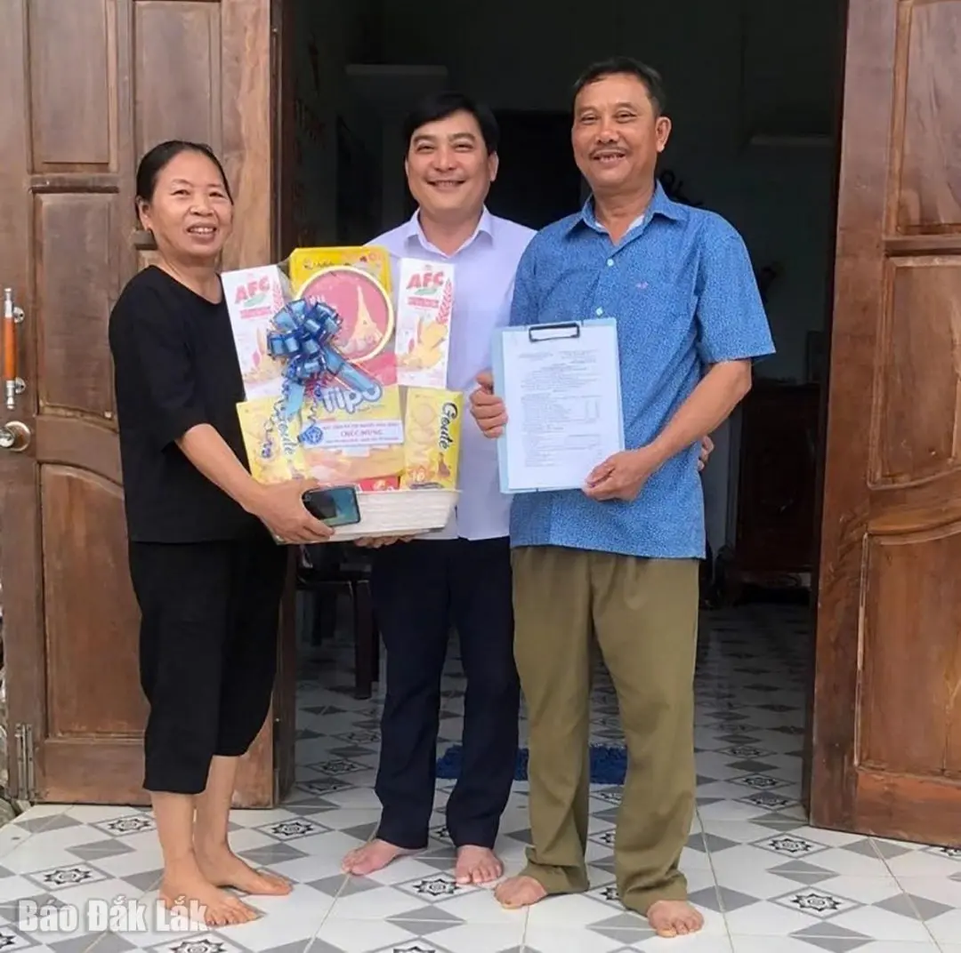 Hưởng "trái ngọt" nhờ tham gia bảo hiểm xã hội tự nguyện - Vietnam.vn