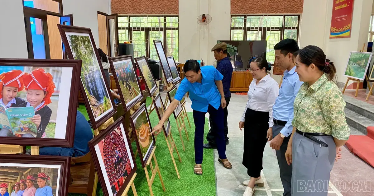 Bế mạc Trại sáng tác văn học - nghệ thuật xã Võ Lao - Vietnam.vn