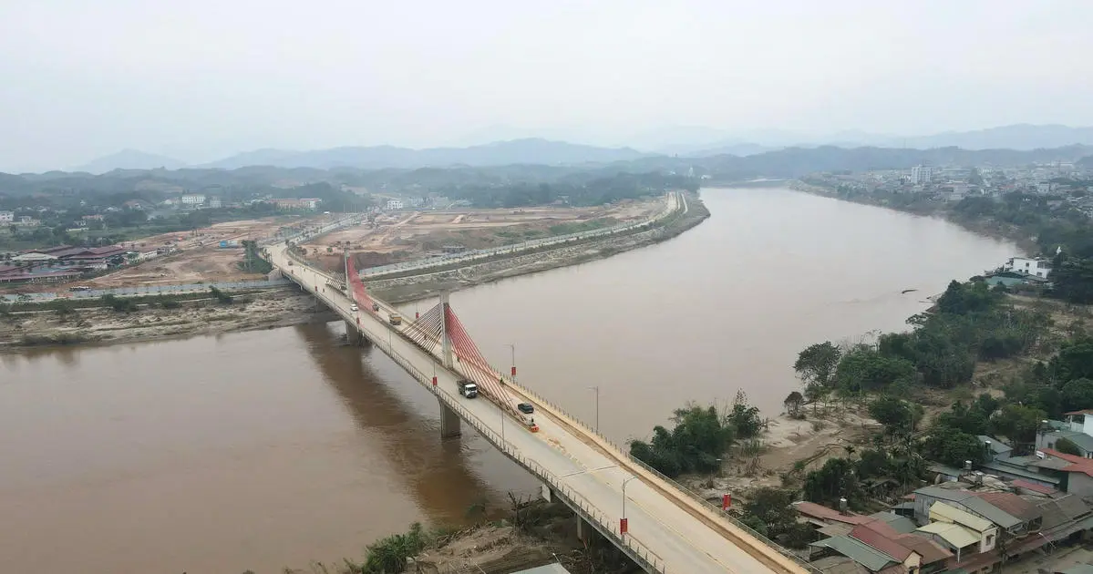 Lào Cai: Xây nhà ở xã hội, bình ổn thị trường bất động sản