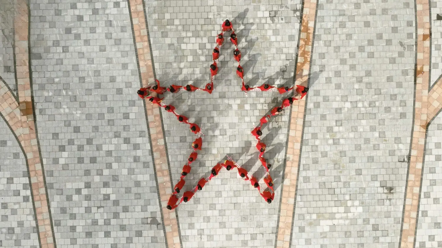 Chào Mừng Kỷ Niệm 80 Năm Quốc Khánh: Vinhomes Grand Park Góp Phần Xây Dựng Đất Nước