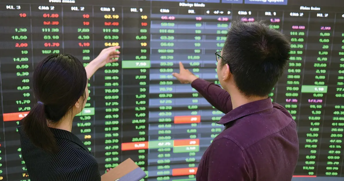 Lọc cơ hội khi VN-Index lập đỉnh lịch sử
