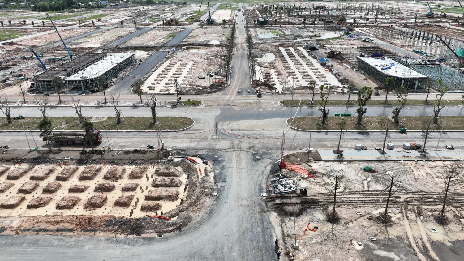 So Sánh Giá Bất Động Sản CBD: Từ TP.HCM Đến Cơ Hội Đầu Tư Tây Bắc