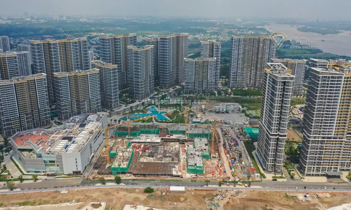 Áp lực trả nợ vay mua nhà trong bối cảnh lãi suất tăng cao tại Việt Nam