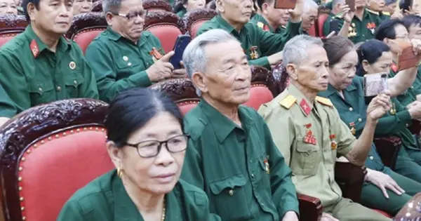 Bộ Nội vụ đề xuất thanh niên xung phong được trợ cấp 1 triệu đồng/tháng - CafeF