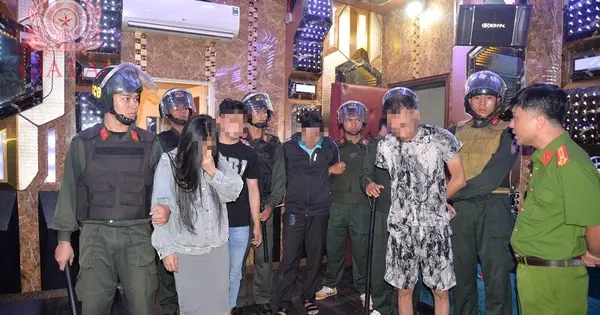 Vụ đột kích 4 tụ điểm "bay lắc" ở Gia Lai: Khởi tố 84 người - CafeF