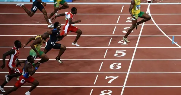 Doanh nghiệp Bất động sản Lập Kỷ Lục Lợi Nhuận: Tăng Trưởng Gấp 8 Lần!