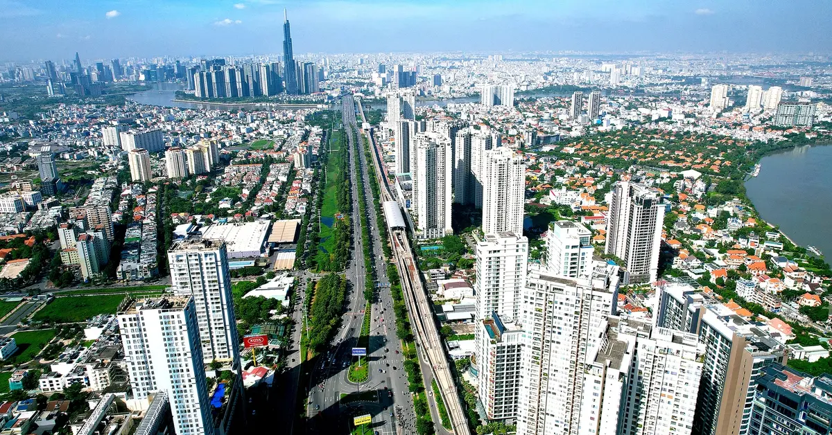 Dòng Tiền Ồ ạt Đổ Vào Bất Động Sản: Ngân Hàng Nhà Nước Cảnh Báo Rủi Ro