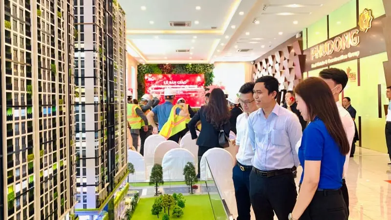 Thị trường bất động sản tăng nhiệt: Nhà đầu tư đổ về TP.HCM và vùng phụ cận