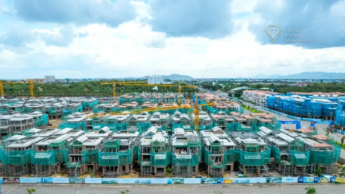 Blanca City: Tiến độ cất nóc biệt thự và townhouse vượt 90%, đòn bẩy mới cho thị trường bất động sản nghỉ dưỡng ven biển Vũng Tàu