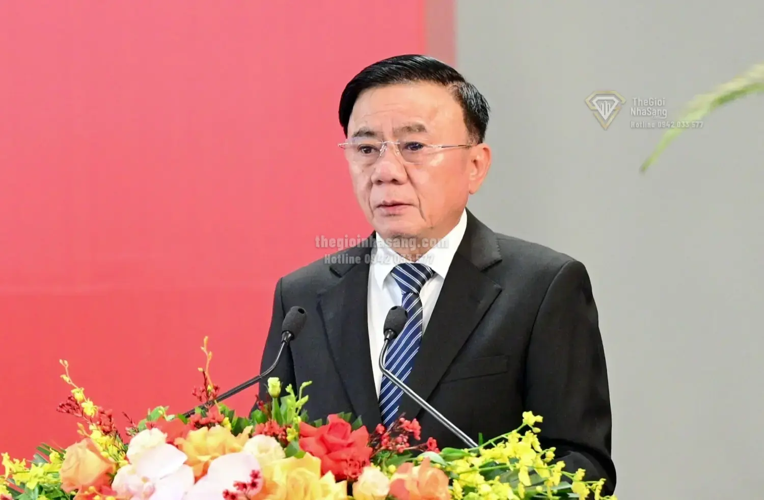 Bộ Chính trị Điều Chỉnh Phân Cấp Quản Lý Cán Bộ: Tác Động Đến Thị Trường Bất Động Sản Cao Cấp Và Đầu Tư Tài Sản 2026