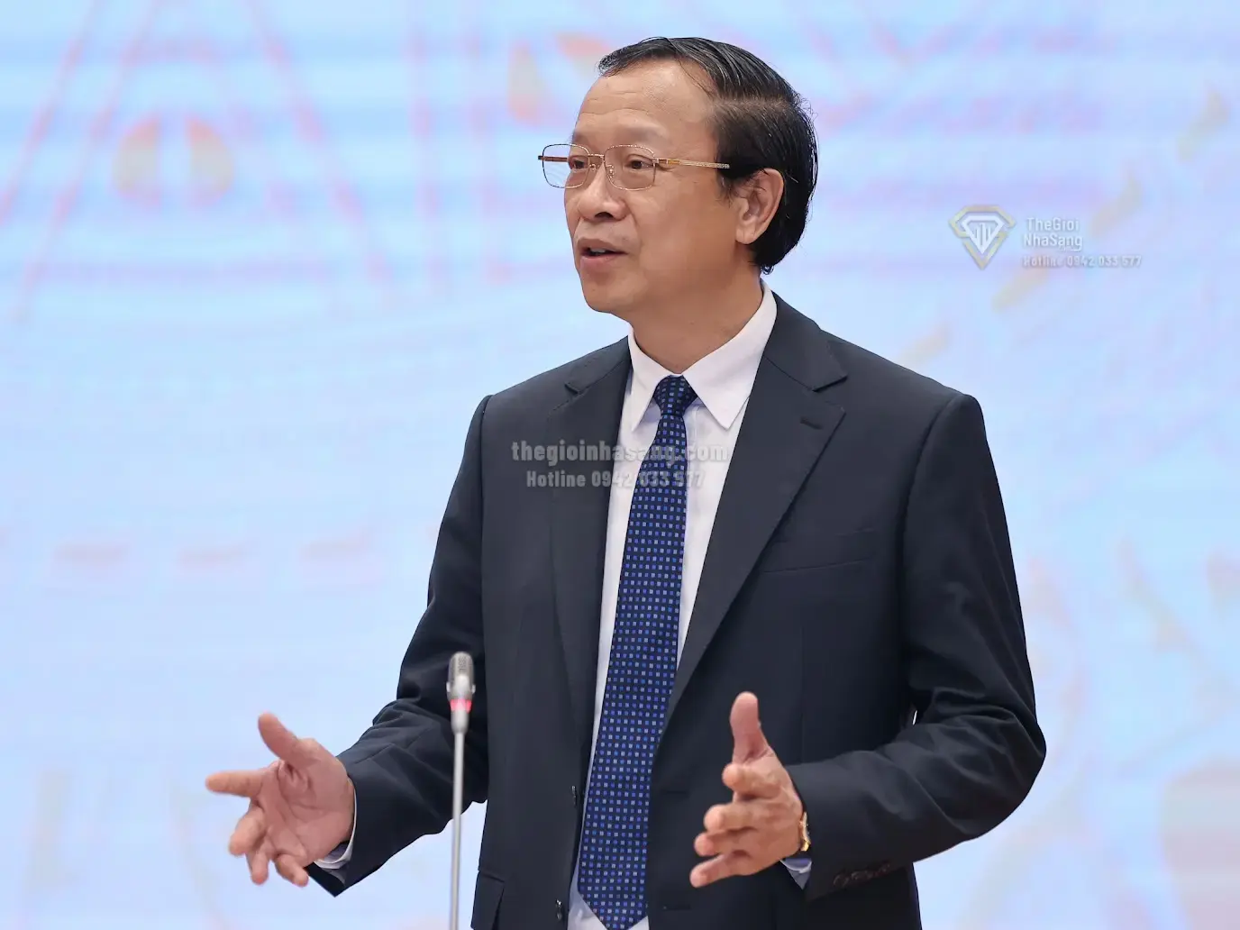 Cải Cách Thủ Tục Hành Chính Tháng 4/2026: Tác Động Tích Cực Đến Môi Trường Đầu Tư Bất Động Sản Cao Cấp