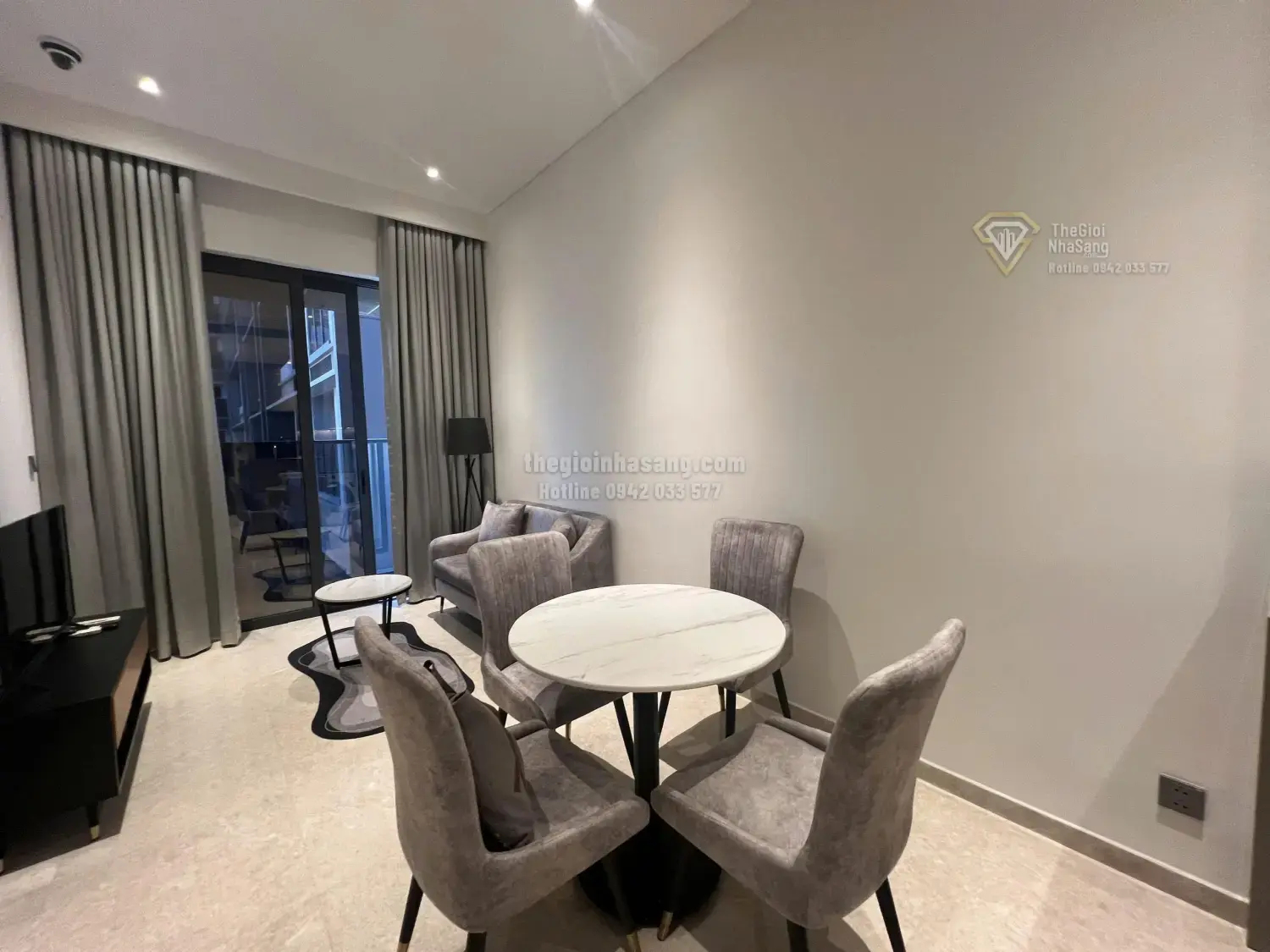 Căn hộ The MarQ Quận 1 51m2 1PN 9.9 tỷ đã có sổ hồng