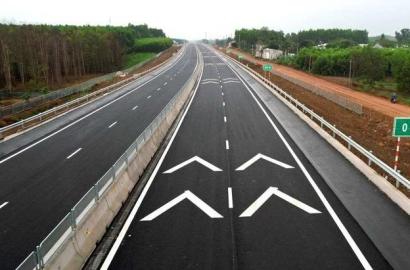 Cao tốc Biên Hòa - Vũng Tàu khai thác tạm: Cơ hội và thách thức cho thị trường bất động sản vùng Đông Nam Bộ