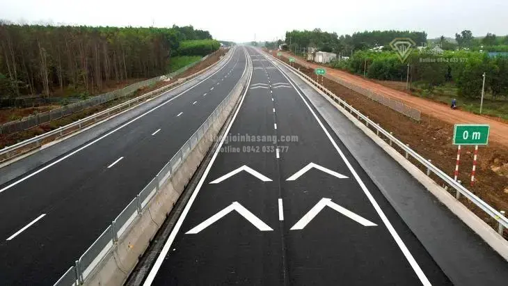 Cao tốc Biên Hòa - Vũng Tàu khai thác tạm: Cơ hội và thách thức cho thị trường bất động sản vùng Đông Nam Bộ