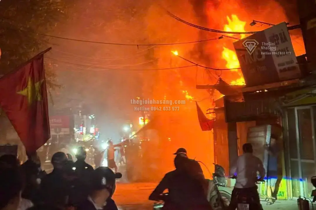 Cháy Nhà Phố Định Công Hạ Hà Nội: Tác Động và Bài Học An Toàn Trong Thị Trường Bất Động Sản