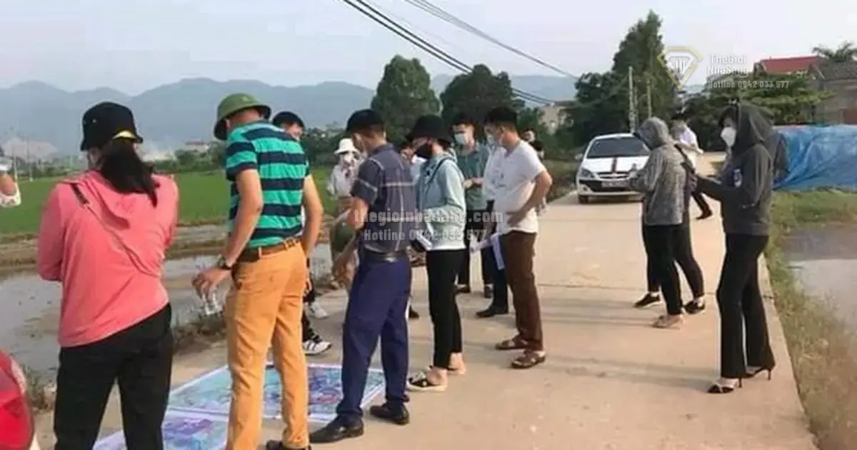 Chỉ 10% Môi Giới Bất Động Sản Việt Nam Có Chứng Chỉ Hành Nghề: Thách Thức và Giải Pháp Chuẩn Hóa