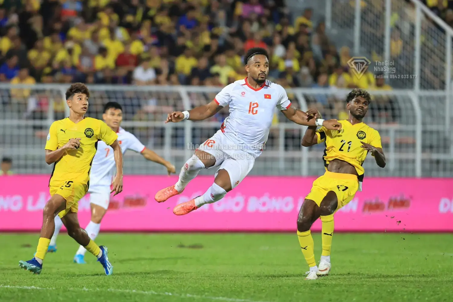 Chiến thắng 2-0 của Việt Nam trước Malaysia: Tín hiệu tích cực cho thị trường bất động sản và đầu tư tài sản 2026