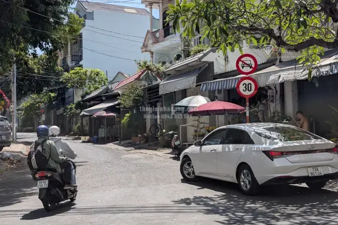 Chính Sách Cấm Ôtô Lên Núi Lớn - Núi Nhỏ Vũng Tàu: Tác Động Đến Thị Trường Bất Động Sản Và Phát Triển Hạ Tầng Đô Thị