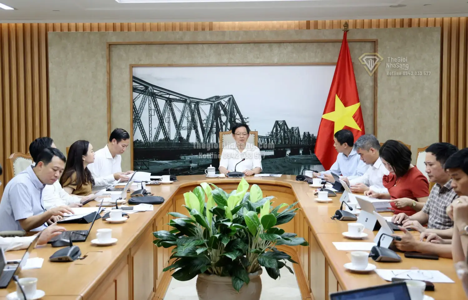 Chính sách công nghệ cao thúc đẩy đầu tư và đổi mới sáng tạo: Tác động đến thị trường bất động sản công nghệ và hạ tầng Việt Nam 2026
