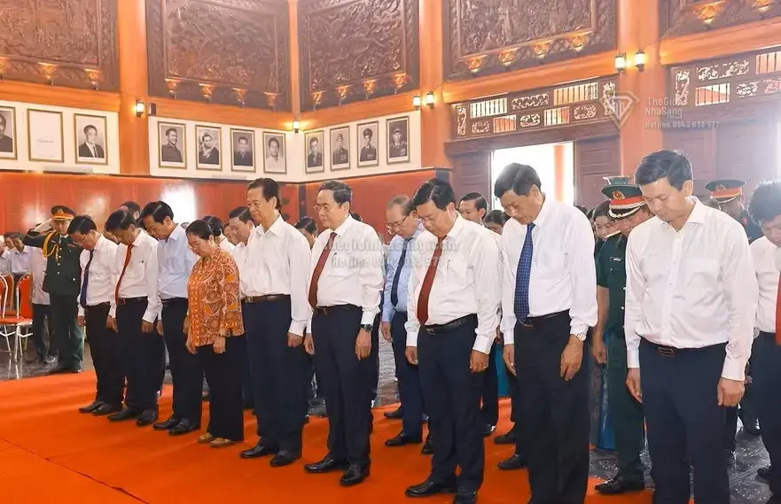 Chủ tịch Quốc hội Trần Thanh Mẫn dâng hương tri ân người có công tại An Giang: Ý nghĩa lịch sử và tác động đến phát triển đô thị vùng Đồng bằng sông Cửu Long