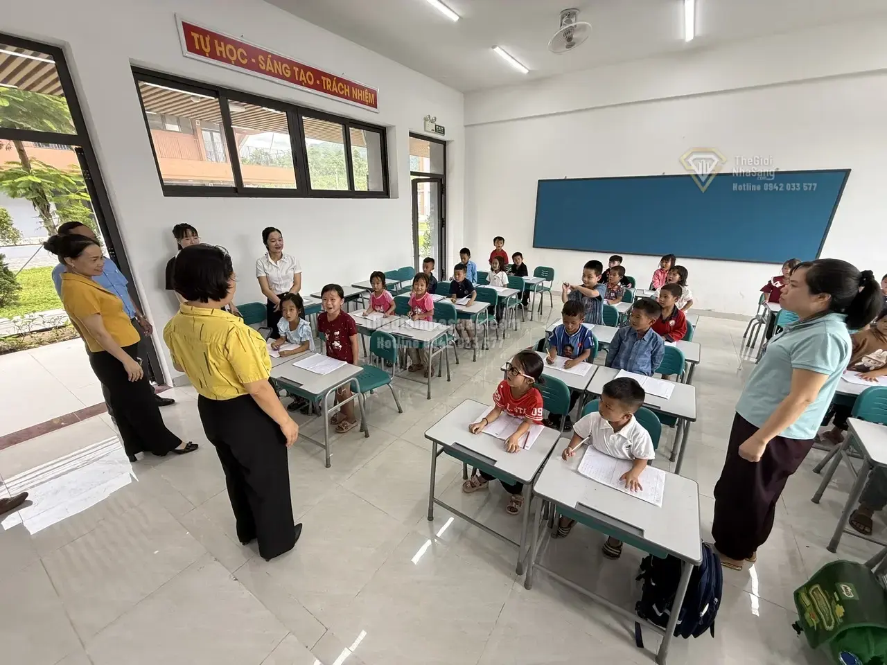 Chuẩn Bị Hành Trang Tiếng Việt Cho Trẻ Dân Tộc Thiểu Số: Tác Động Tích Cực Đến Phát Triển Hạ Tầng Giáo Dục Và Bất Động Sản Vùng Biên