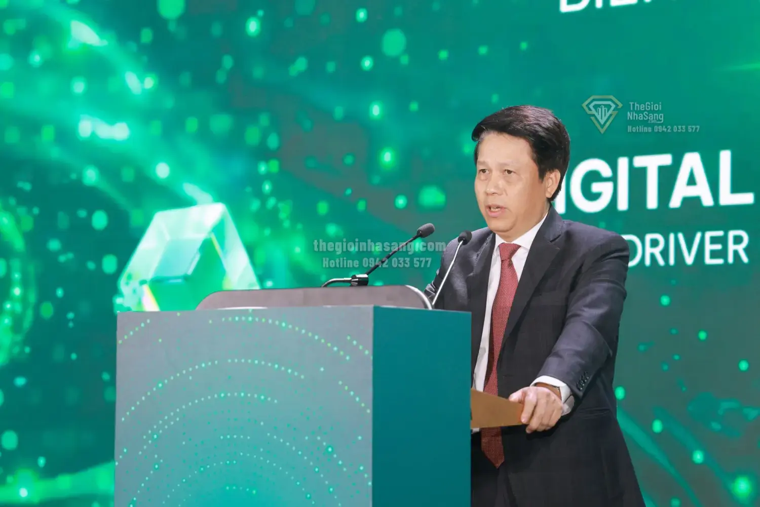 Chuyển đổi số ngân hàng và tác động đến thị trường bất động sản Việt Nam trong bối cảnh kinh tế toàn cầu biến động