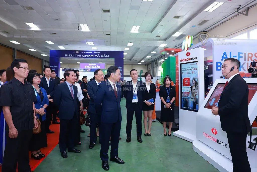 Chuyển Đổi Số Ngành Ngân Hàng 2026: Cơ Hội Và Thách Thức Trong Kỷ Nguyên AI Đối Với Thị Trường Bất Động Sản Cao Cấp