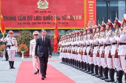 Chuyển Đổi Tư Duy Quản Trị Quốc Gia Hiện Đại: Tác Động Đến Quản Lý Hành Chính Và Thị Trường Bất Động Sản Việt Nam