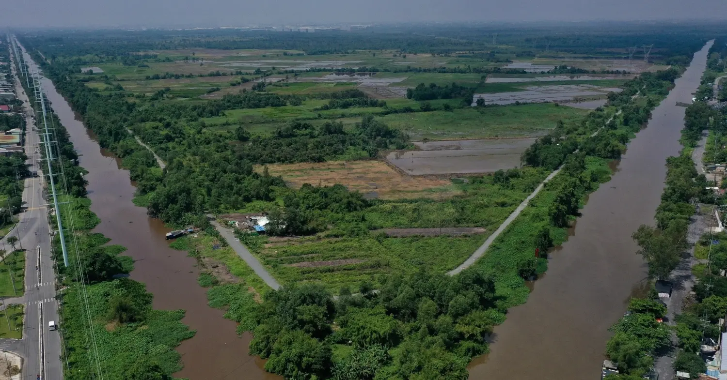 Chuyển động Tại Khu Đô Thị Bỏ Hoang 17 Năm: Cơ Hội Tái Sinh?