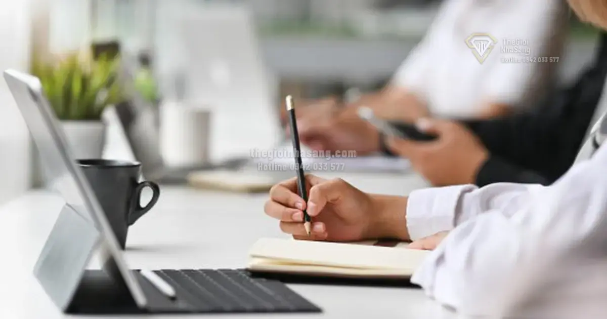 Chuyển Vị Trí Việc Làm Trong Ngành Giáo Dục: Tác Động Và Góc Nhìn Đầu Tư Bất Động Sản
