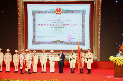 Công an Đà Nẵng Đón Nhận Danh Hiệu Anh Hùng: Tác Động Tích Cực Đến An Ninh và Phát Triển Bất Động Sản Đô Thị