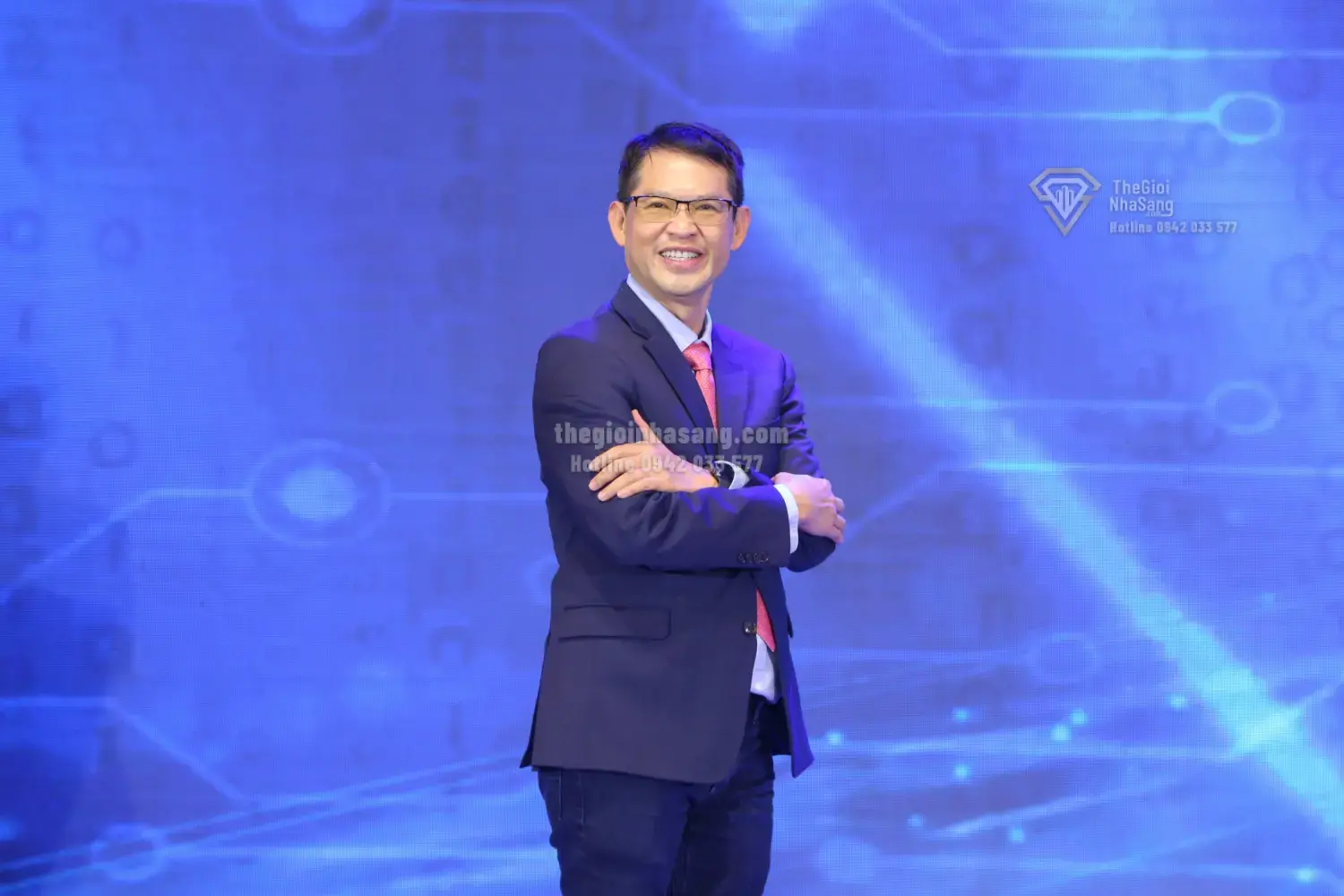 Công nghệ AI và IoT thúc đẩy chuyển đổi số y tế: Tác động và cơ hội đầu tư bất động sản tại Việt Nam