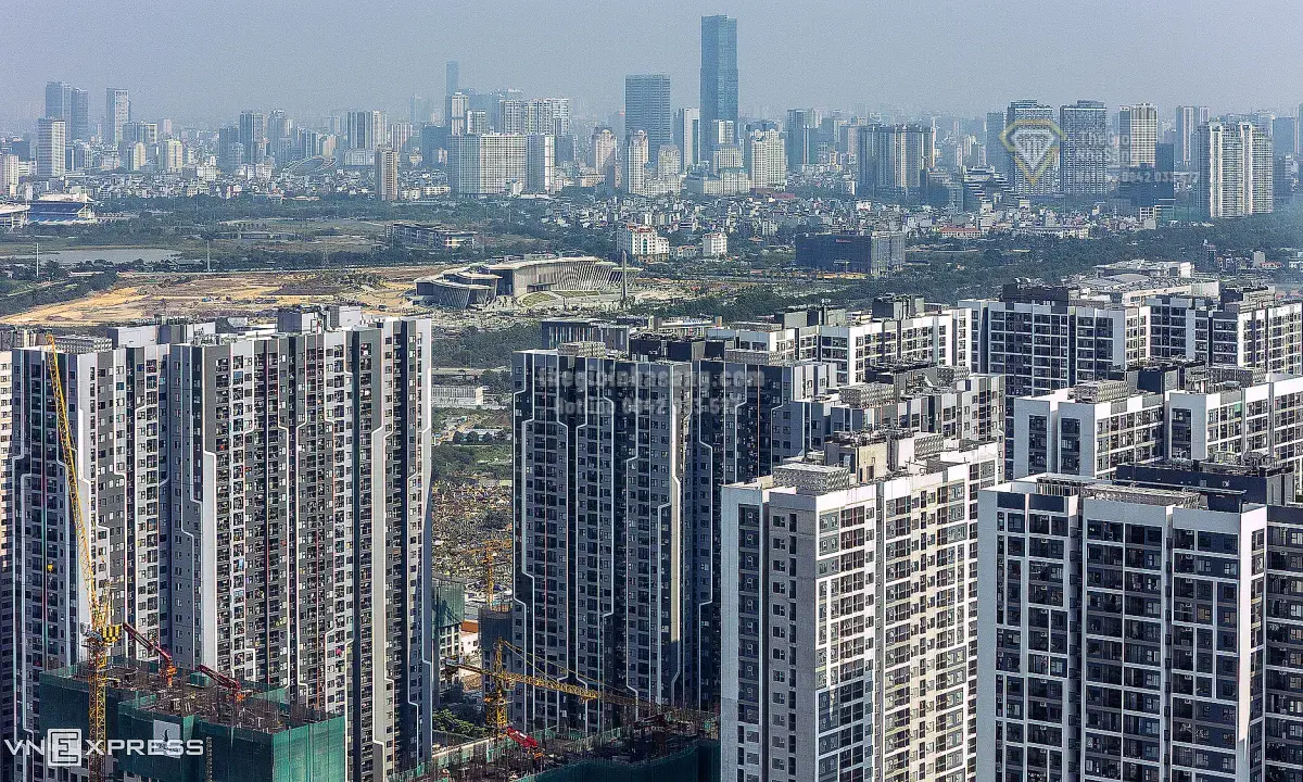 Cuộc Đua Bán Nhà Đắt Tiền Tại Hà Nội: Cạnh Tranh Khốc Liệt Trong Bối Cảnh Lãi Suất Tăng Cao