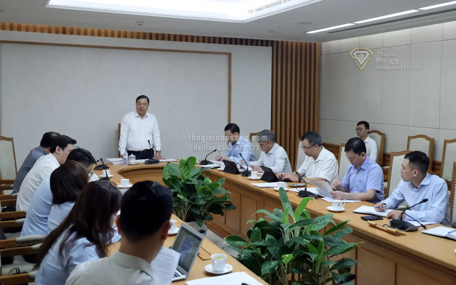 Đẩy Nhanh Tiến Độ Xây Dựng Pháp Luật Ngành Công Thương: Tác Động và Cơ Hội Cho Thị Trường Bất Động Sản 2026
