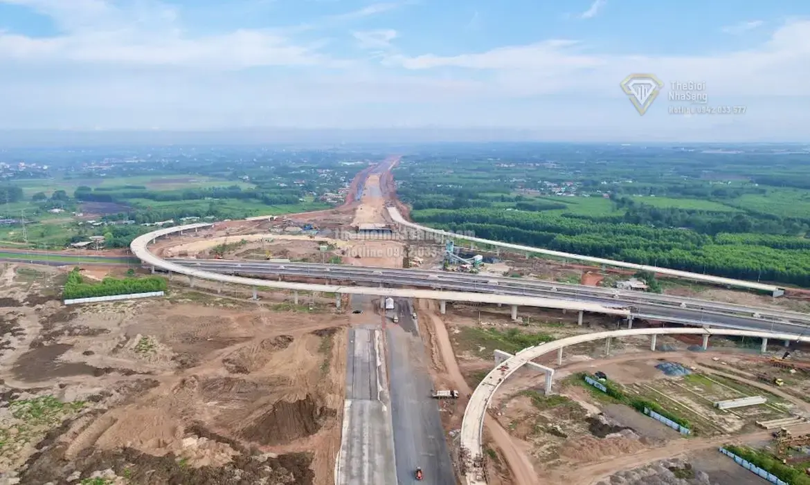 Đề xuất cơ chế đặc thù và kế hoạch mở rộng cao tốc Bắc - Nam: Tác động đến thị trường bất động sản và đầu tư hạ tầng 2026-2030