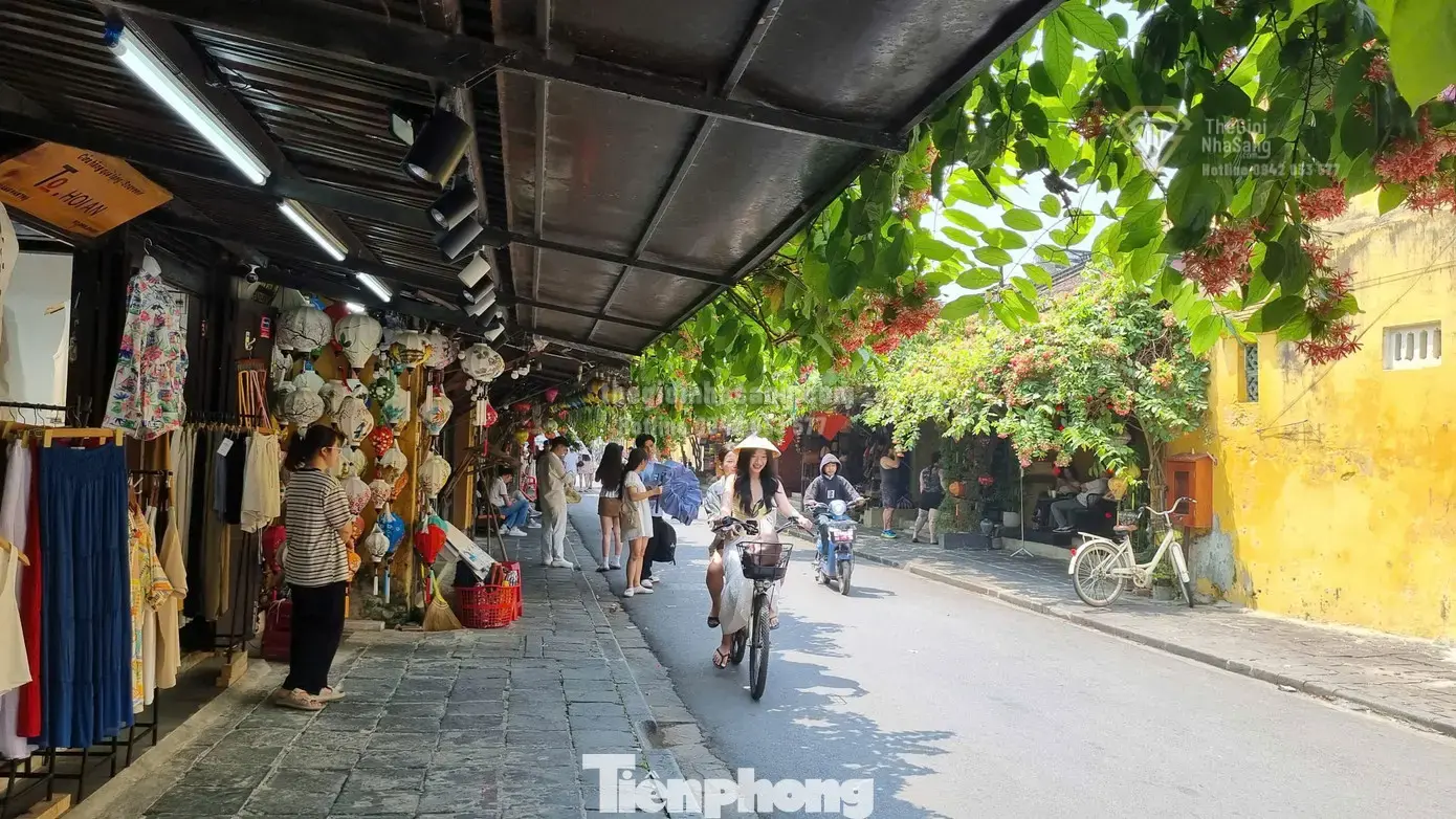 Diện Mạo Mới Phố Cổ Hội An Trước Giờ 'Siết' Vỉa Hè: Cơ Hội Và Thách Thức Cho Thị Trường Bất Động Sản
