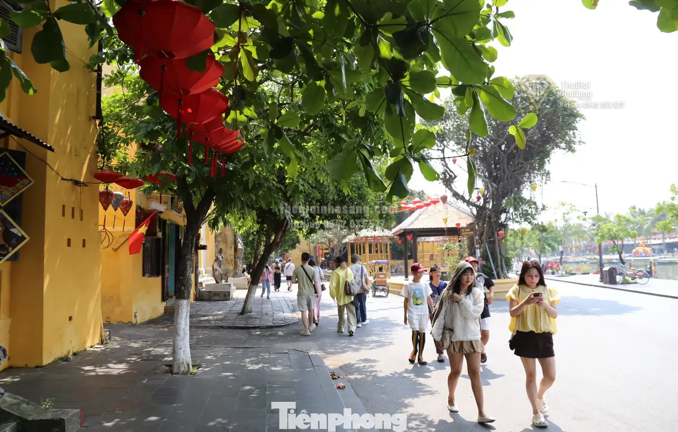 Diện Mạo Mới Phố Cổ Hội An Trước Giờ 'Siết' Vỉa Hè: Cơ Hội Và Thách Thức Cho Thị Trường Bất Động Sản