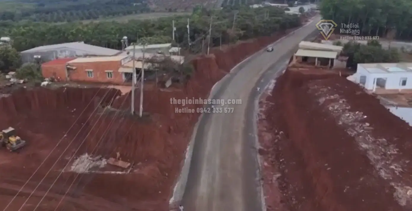 Điều Tra Vụ Hạ Cốt Nền Đường Ở Đồng Nai Gây Chênh Vênh Nhà Dân: Thách Thức Trong Giải Phóng Mặt Bằng Và An Toàn Dự Án