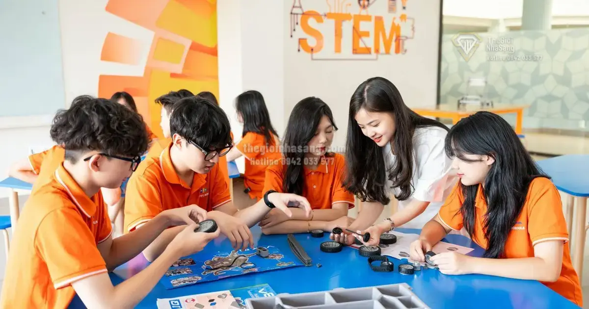 Định Hình Giáo Dục STEM Trong Giáo Dục Phổ Thông: Tác Động Đến Hạ Tầng Giáo Dục Và Đầu Tư Bất Động Sản
