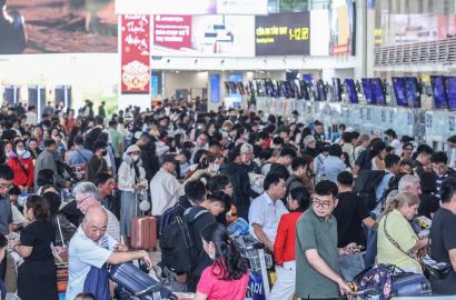 Dòng khách du lịch tăng cao dịp lễ 30/4-1/5 2026 và tác động đến thị trường bất động sản nghỉ dưỡng Việt Nam