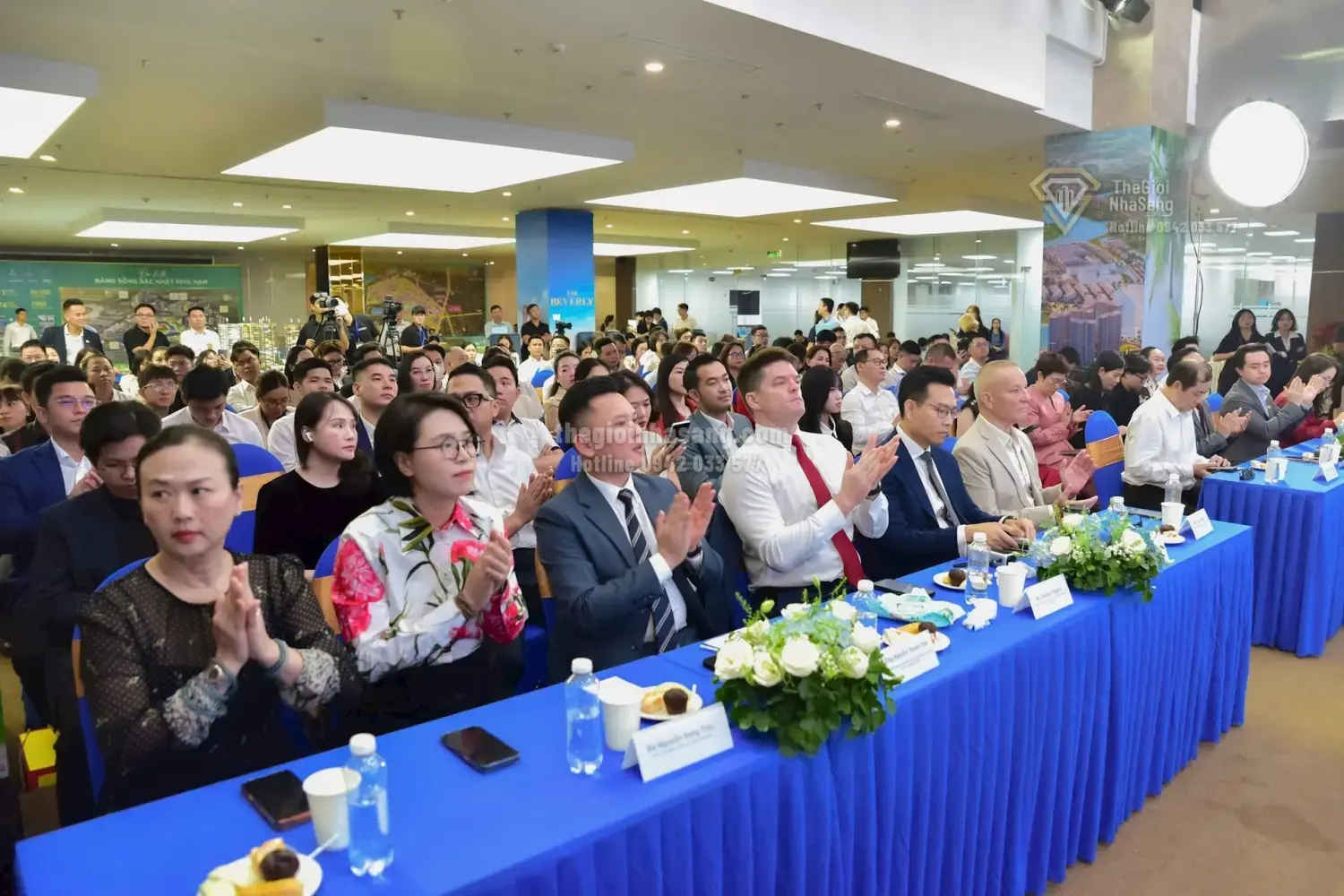 Dòng Vốn Ngoại Đổ Bộ: Cơ Hội Vàng Cho Thị Trường Bất Động Sản Việt Nam Năm 2026