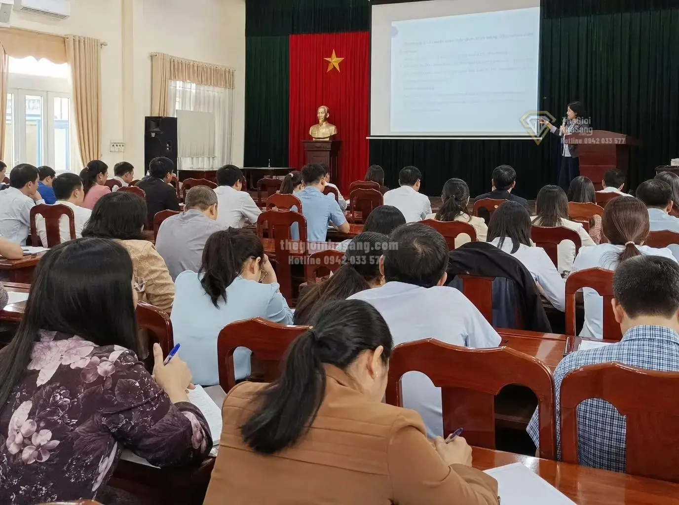 Dự thảo Thông tư mới về chi tổ chức thi đua, khen thưởng và tác động đến quản lý nhà nước tại Việt Nam