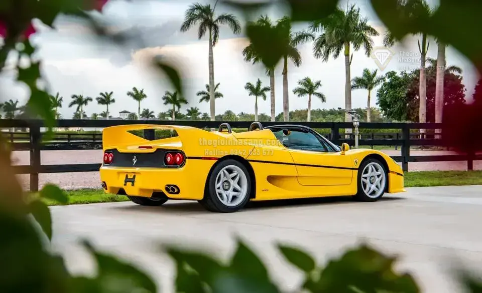 Ferrari F50 của Ralph Lauren lập kỷ lục đấu giá: Tín hiệu cho thị trường tài sản xa xỉ và bất động sản cao cấp tại Việt Nam