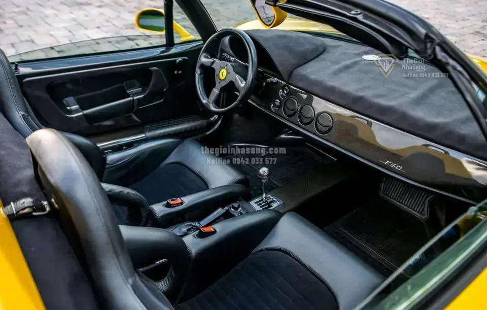 Ferrari F50 của Ralph Lauren lập kỷ lục đấu giá: Tín hiệu cho thị trường tài sản xa xỉ và bất động sản cao cấp tại Việt Nam