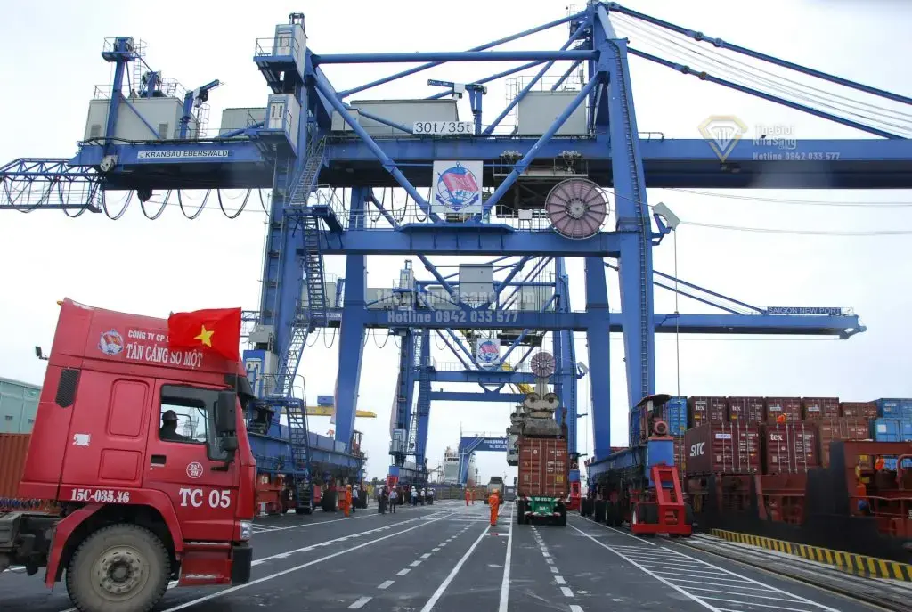 GDP Việt Nam Tăng 8,02% Năm 2022: Cơ Hội và Thách Thức Cho Thị Trường Bất Động Sản Cao Cấp