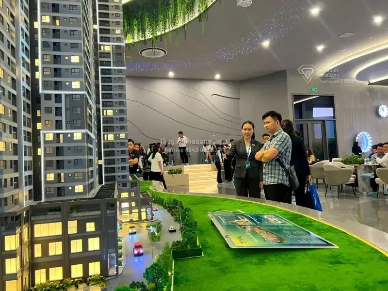 Giá căn hộ TP.HCM tăng mạnh: Người mua nhà thu nhập trung bình đang đối mặt với thách thức lớn