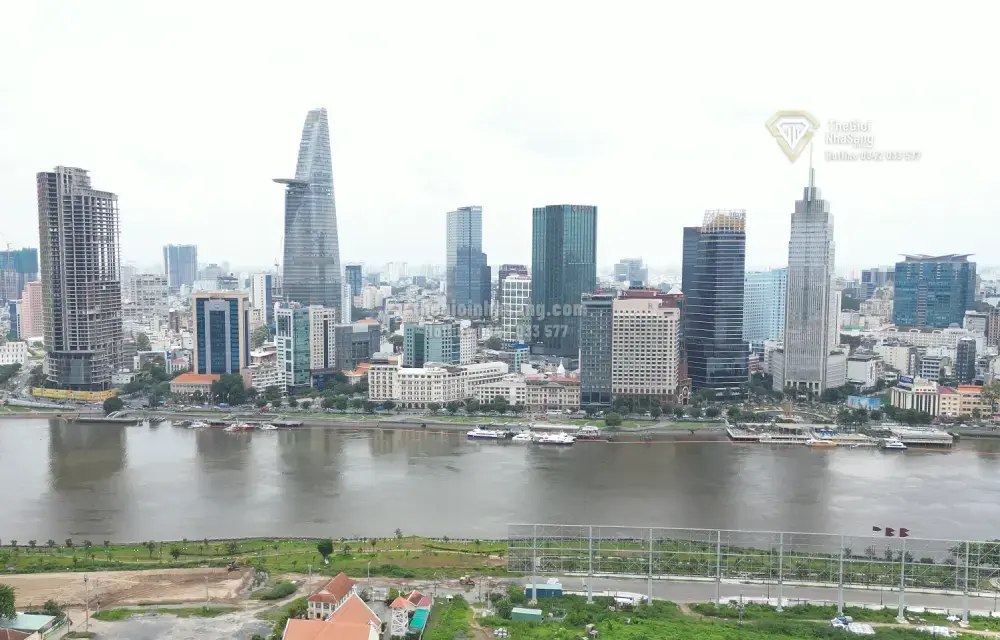 Giá căn hộ TP.HCM tăng mạnh: Người mua nhà thu nhập trung bình đang đối mặt với thách thức lớn