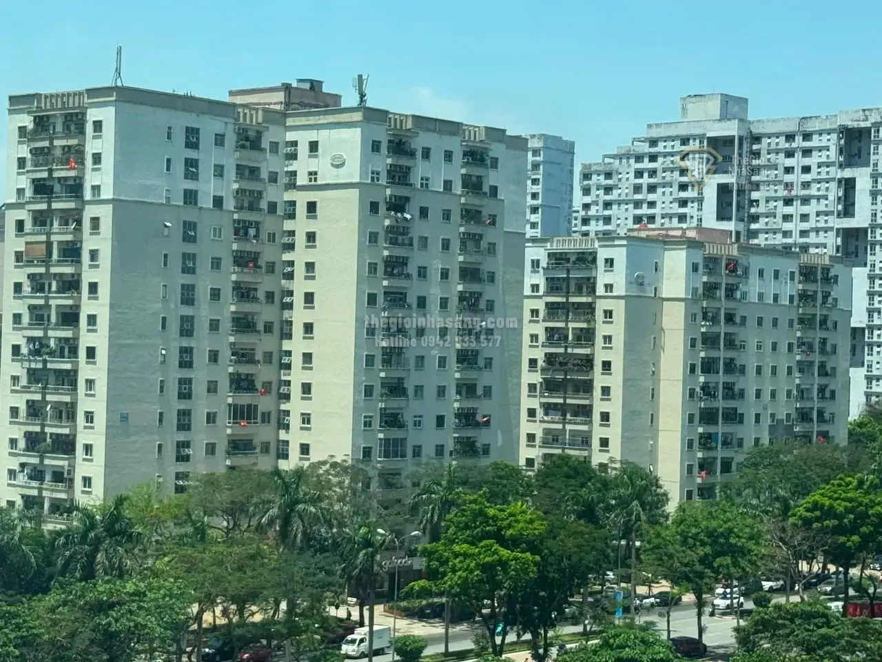 Giá Nhà Tăng Mạnh Tại Hà Nội: Người Dân Có Thể Mất 30 Năm Mới Mua Được Căn Hộ